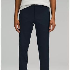 Mens Lululemon Slim-fit Commission Pant. Warpstreme. Navy. Size 32 Tall.